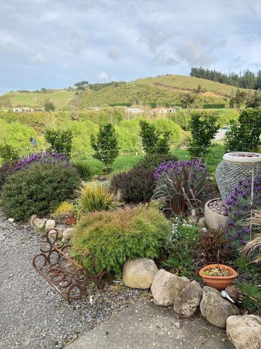 Maymorn Orchard Suites Upper Hutt Exterior photo