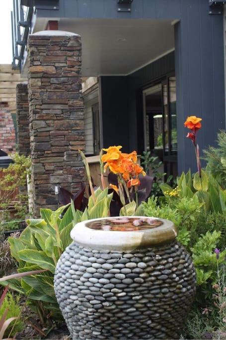 Maymorn Orchard Suites Upper Hutt Exterior photo